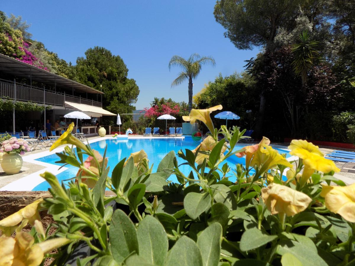 Lefkas Blue Hotel 니키아나 외부 사진