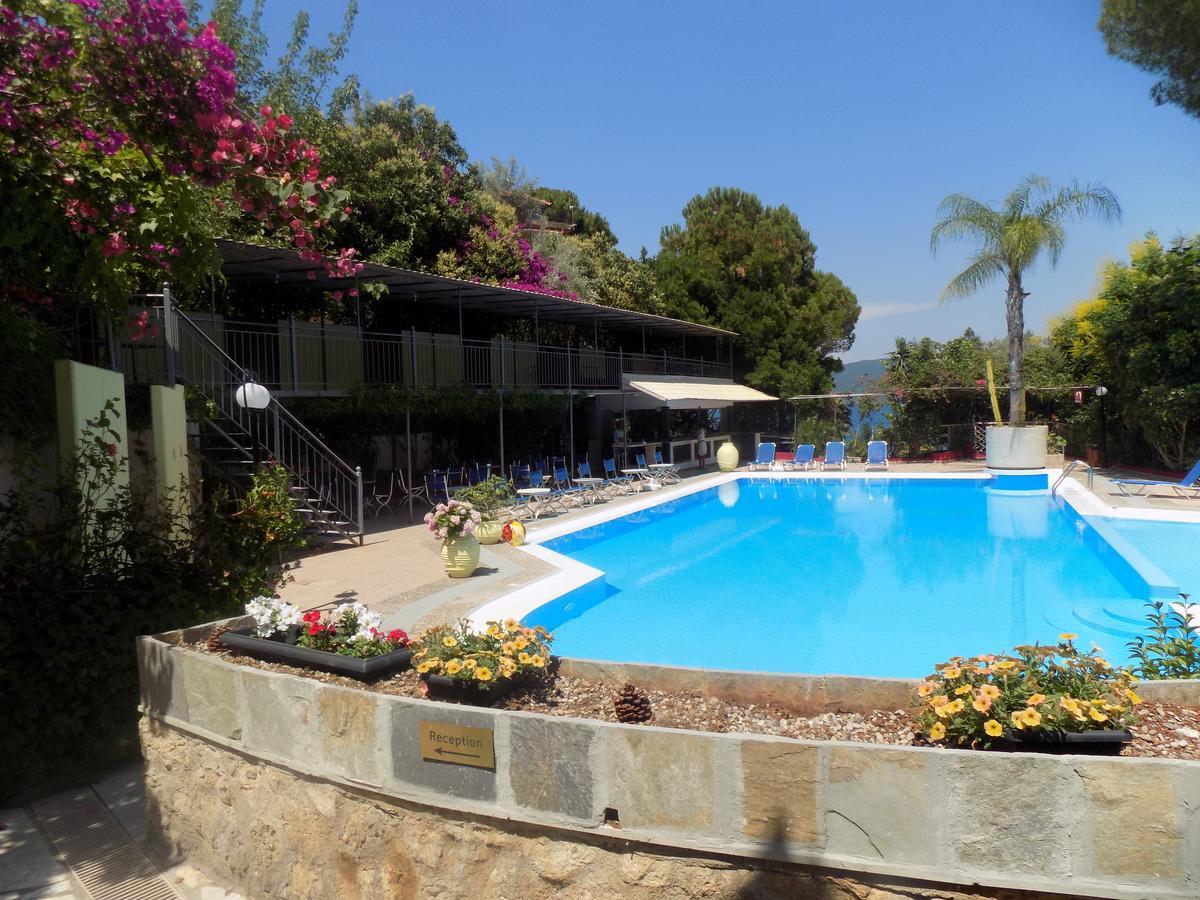Lefkas Blue Hotel 니키아나 외부 사진